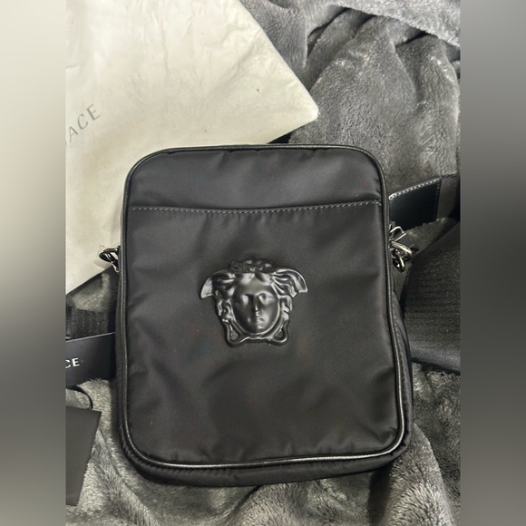 Versace Messenger bag - Picture 6 of 6